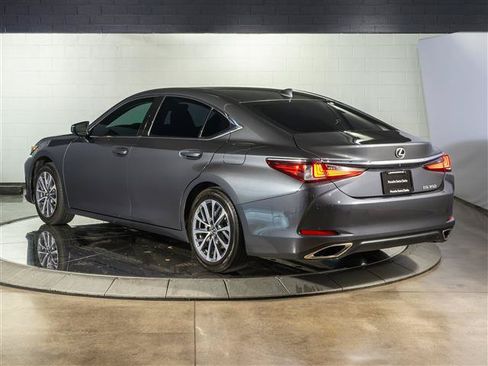 Used 2024 Lexus ES 350 w/ Accessory Package (Z1) FWD image 3