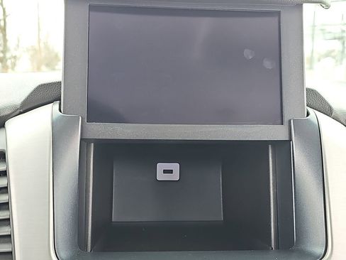 Used 2018 GMC Yukon SLE w/ HD Trailering Package image 25