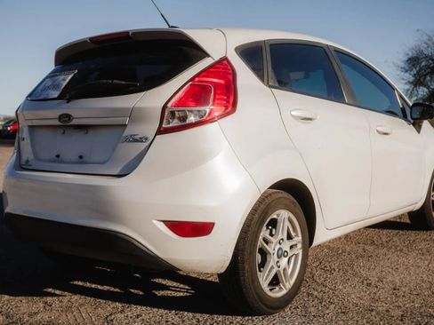 Used 2019 Ford Fiesta SE image 5