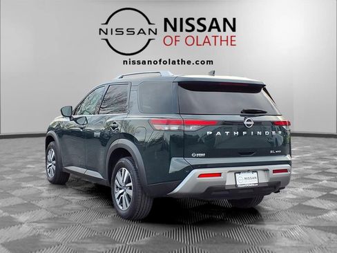 Certified 2025 Nissan Pathfinder SL AWD/4WD image 3