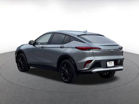 Used 2025 Buick Envista Sport Touring image 11