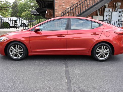 Used 2018 Hyundai Elantra SEL FWD image 4