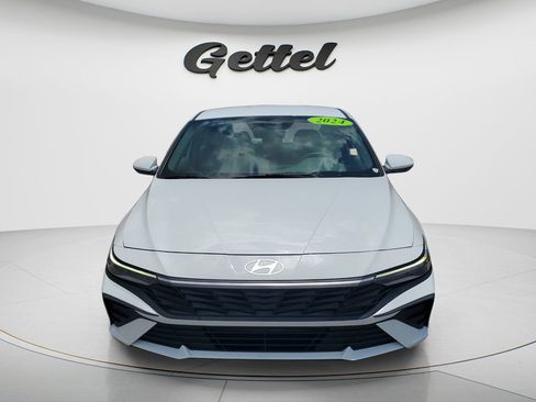 Certified 2024 Hyundai Elantra SEL FWD image 2