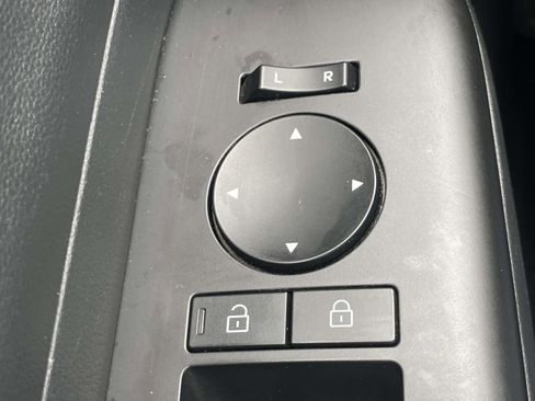 Used 2025 Hyundai Kona SEL AWD/4WD image 23