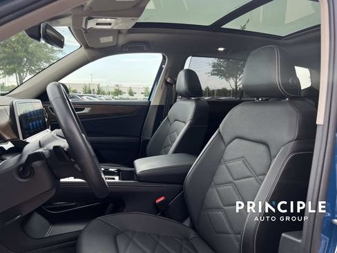 Used 2026 Volkswagen Atlas SE w/ Panoramic Sunroof Package FWD image 15