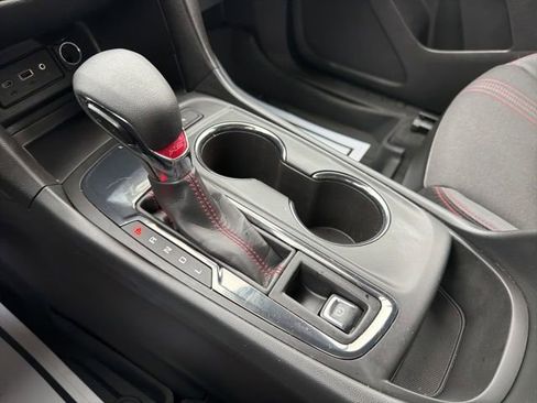 Used 2024 Chevrolet Equinox RS w/ LPO, Floor Liner Package image 34