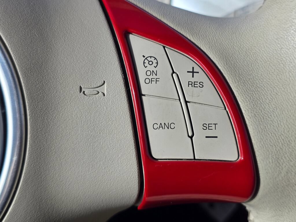 Used 2015 FIAT 500 Pop FWD image 23