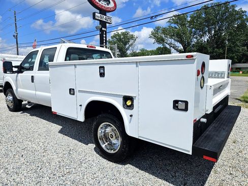 Used 2015 Ford F350 XL w/ Power Equipment Group image 3