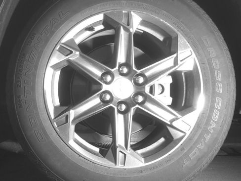 Used 2025 Chevrolet Blazer LT FWD image 14