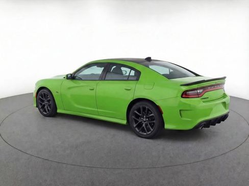 Used 2019 Dodge Charger R/T w/ Plus Group image 4