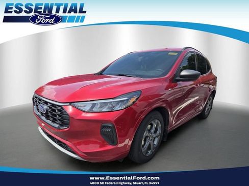 Used 2024 Ford Escape ST-Line w/ Tech Pack #1 FWD image 1