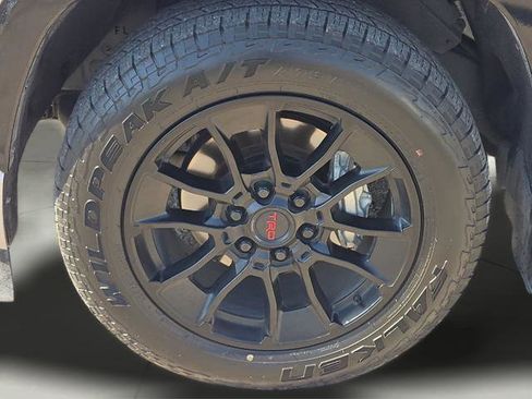 Used 2024 Toyota Sequoia Platinum w/ TRD Off-Road Package AWD/4WD image 17