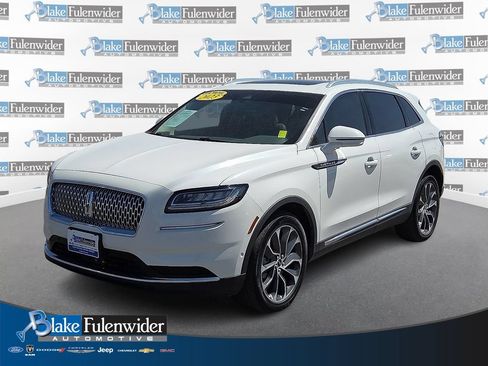 Used 2023 Lincoln Nautilus Reserve w/ Equipment Group 201A FWD image 1