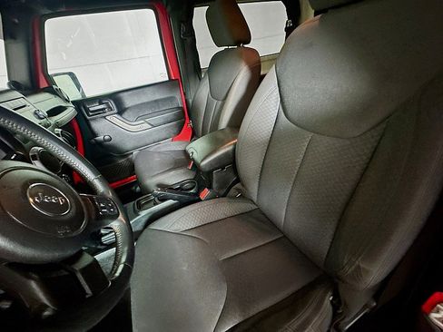 Used 2013 Jeep Wrangler Sport w/ Connectivity Group AWD/4WD image 22