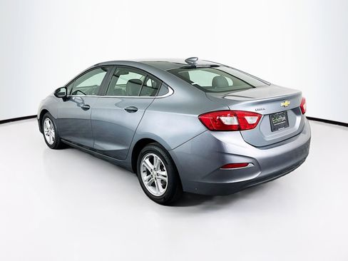 Used 2018 Chevrolet Cruze LT FWD image 5