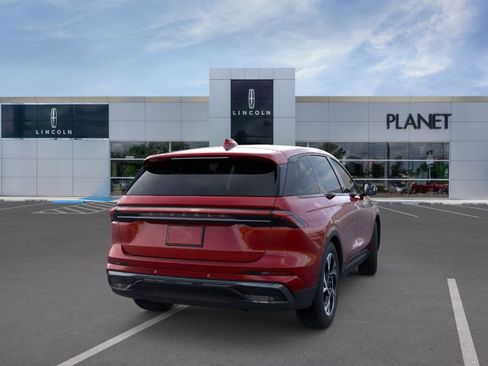 New 2026 Lincoln Nautilus Premier w/ Jet Appearance Package AWD/4WD image 8