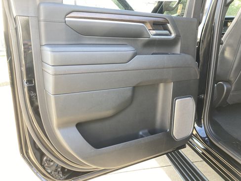 Certified 2025 Chevrolet Silverado 3500 High Country w/ High Country Premium Package image 17