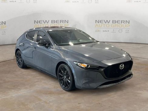 Used 2022 MAZDA MAZDA3 s image 7
