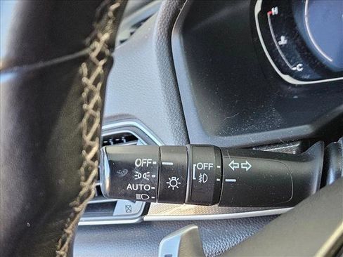 Used 2021 Honda Accord Sport image 11