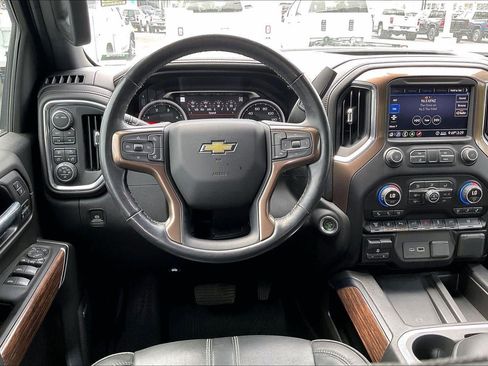 Used 2020 Chevrolet Silverado 3500 High Country AWD/4WD image 5
