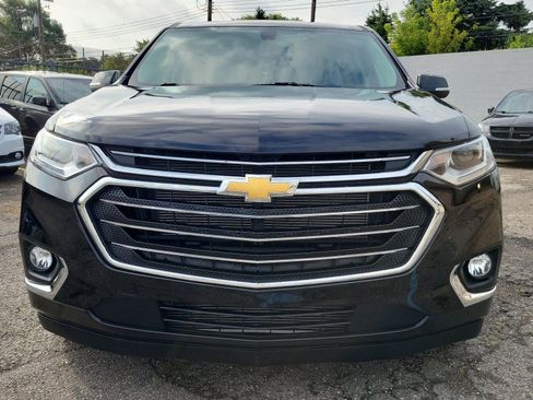 Used 2021 Chevrolet Traverse LT FWD image 4