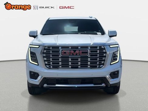 New 2026 GMC Yukon XL Denali w/ Denali Reserve Package AWD/4WD image 8