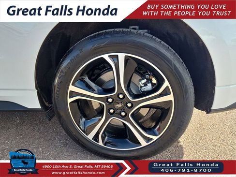 Used 2023 Ford Edge ST image 25