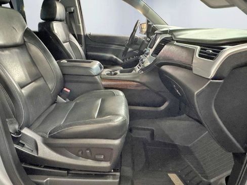 Used 2019 GMC Yukon SLT w/ Open Road Package AWD/4WD image 29