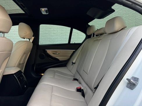 Used 2017 BMW 330i Sedan RWD image 19
