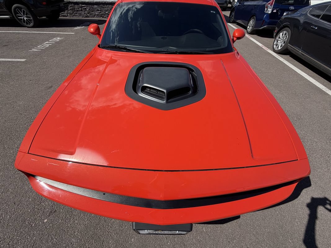 Used 2016 Dodge Challenger R/T RWD image 8