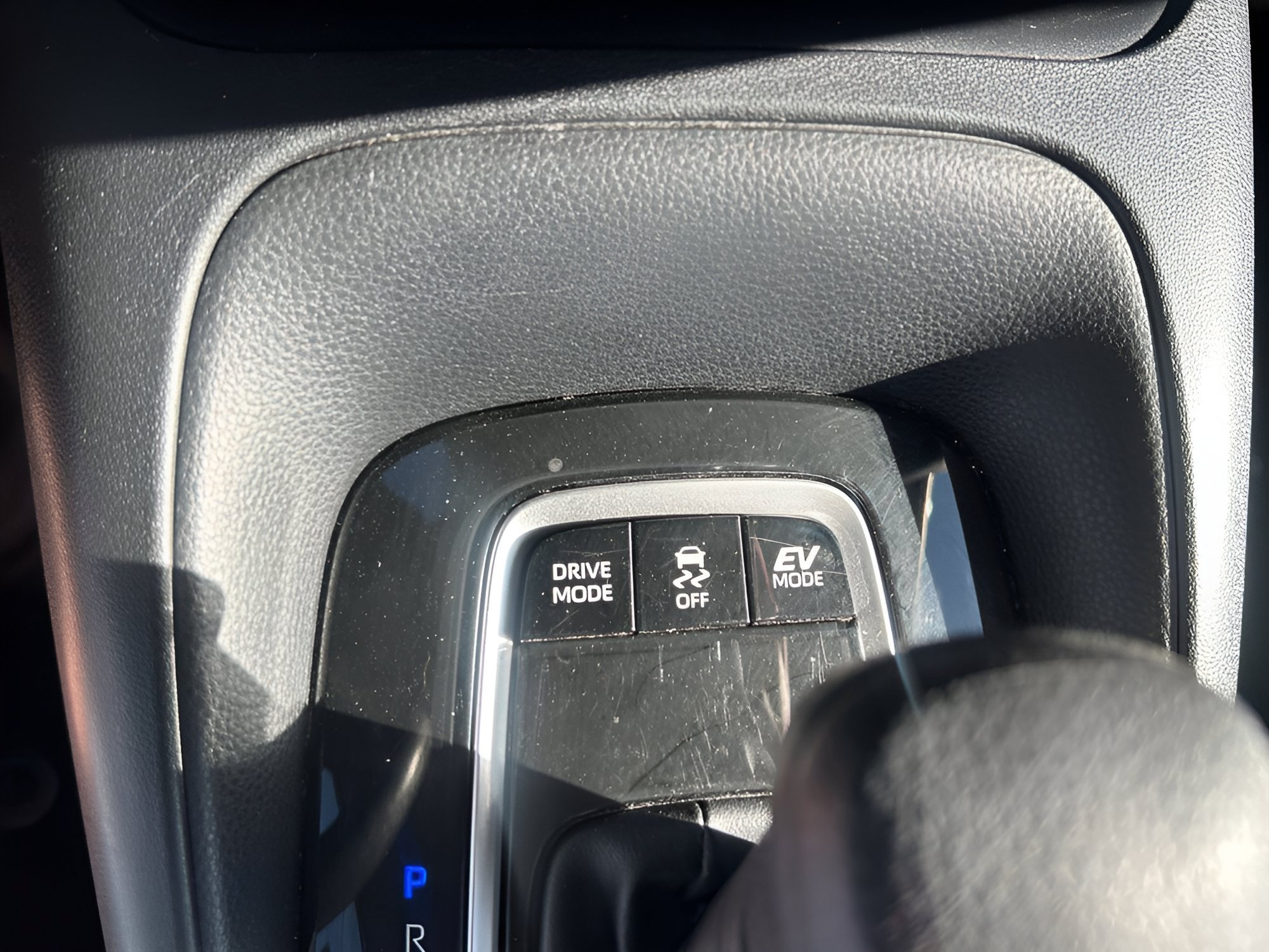 Used 2024 Toyota Corolla LE FWD image 27