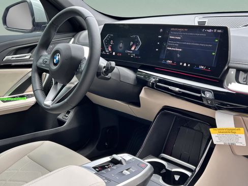 Used 2025 BMW X1 xDrive28i w/ Convenience Package image 30