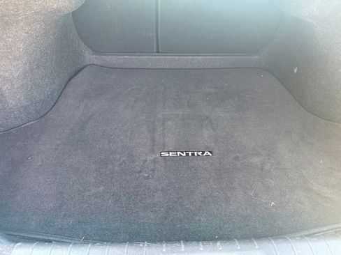 Used 2024 Nissan Sentra SV FWD image 28