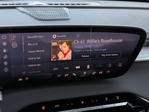 New 2026 Buick Enclave Preferred w/ Power Package image 17