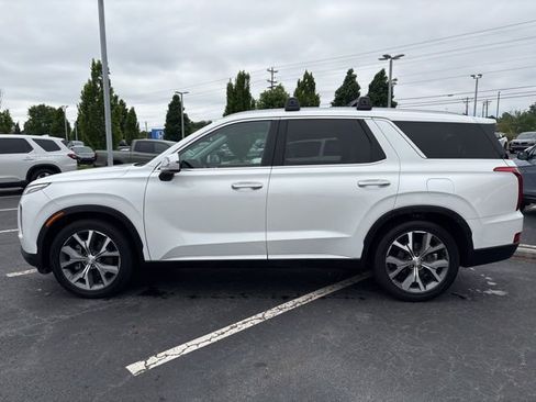 Used 2022 Hyundai Palisade SEL w/ Premium Package FWD image 9