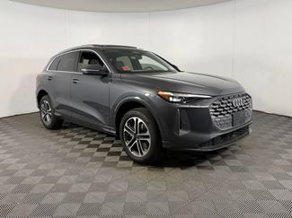 Used 2025 Audi Q5 Premium Plus AWD/4WD video 3