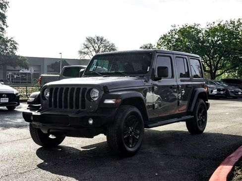 Used 2020 Jeep Wrangler Unlimited Sport image 9