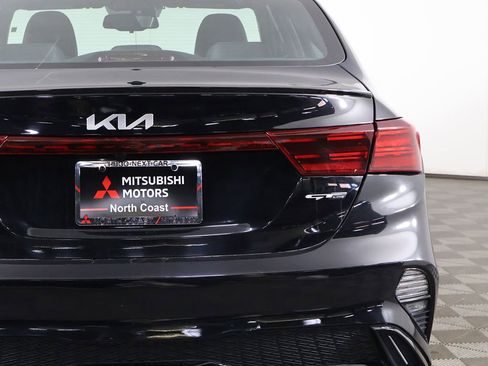 Used 2023 Kia Forte GT-Line w/ GT-Line Premium Package FWD image 18