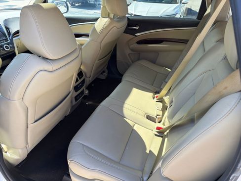 Used 2020 Acura MDX FWD image 22