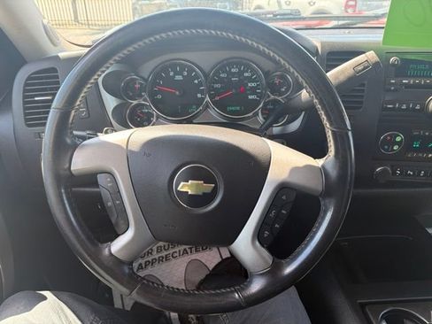 Used 2014 Chevrolet Silverado 2500 LT w/ Interior Plus Package AWD/4WD image 27
