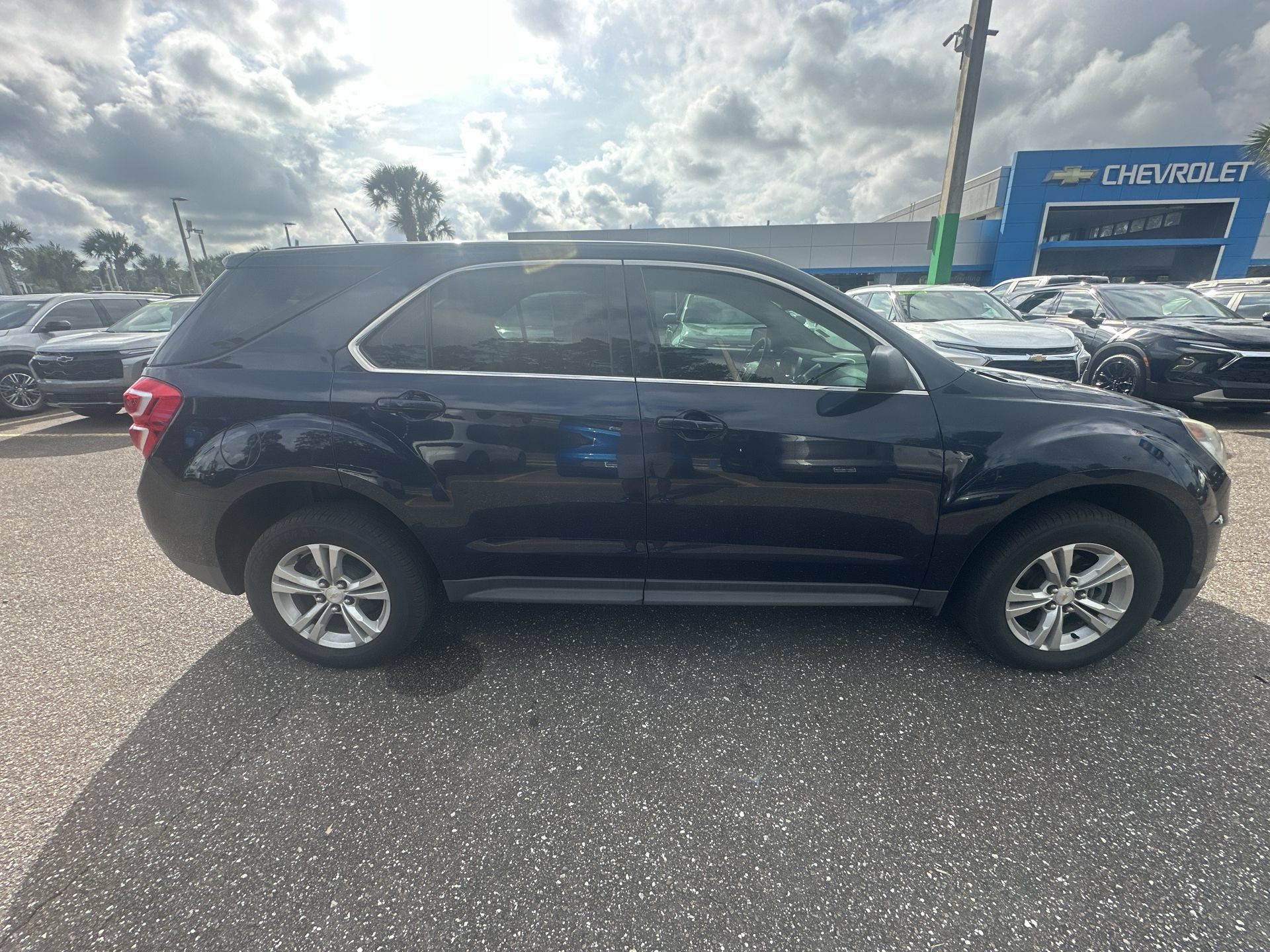 Used 2016 Chevrolet Equinox LS FWD image 17