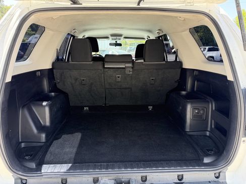 Used 2018 Toyota 4Runner SR5 image 20