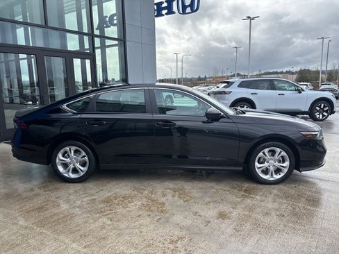 New 2026 Honda Accord LX image 4
