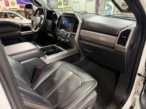 Used 2022 Ford F350 Platinum AWD/4WD image 20