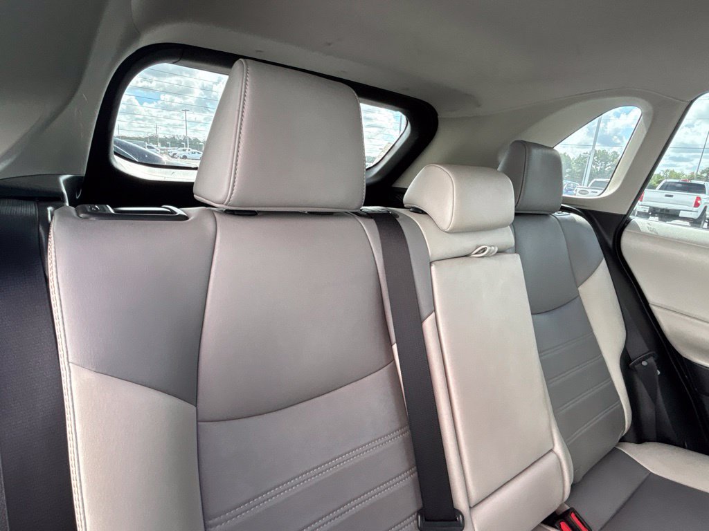 Used 2021 Toyota RAV4 XLE Premium AWD/4WD image 29
