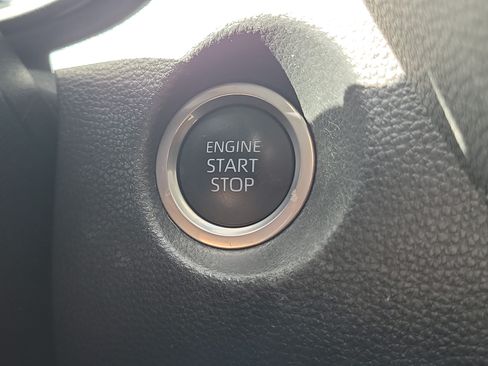 Used 2023 Toyota Corolla Cross LE FWD image 30