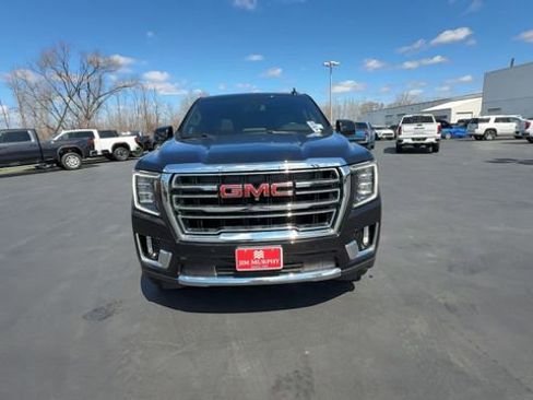 Certified 2023 GMC Yukon XL SLT w/ SLT Premium Package AWD/4WD image 3