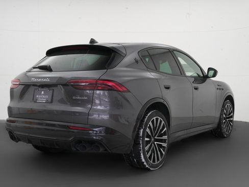 New 2025 Maserati Grecale Modena image 2