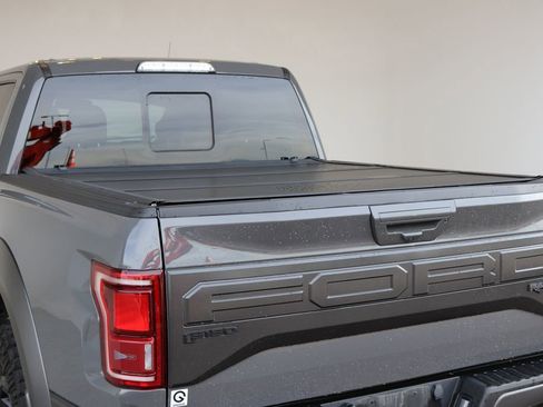 Used 2018 Ford F150 Raptor w/ Equipment Group 802A Luxury image 16