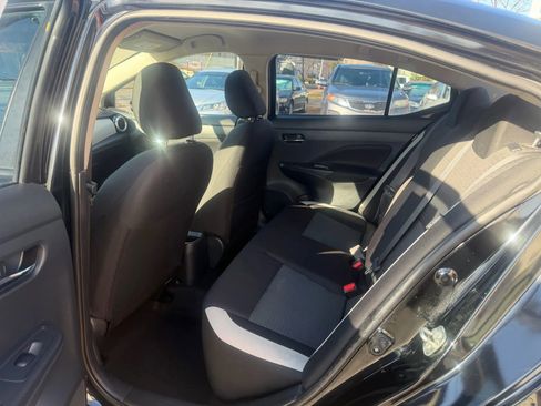 Used 2021 Nissan Versa SV image 28